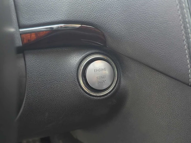 Mercedes-benz - gl-klasse - 450 - v8 - 2010 - ggs-10-g - personenauto - afbeelding 13 van  36