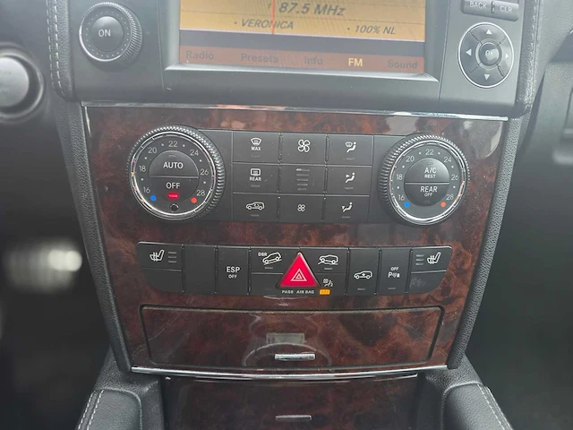 Mercedes-benz - gl-klasse - 450 - v8 - 2010 - ggs-10-g - personenauto - afbeelding 15 van  36