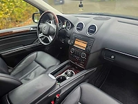 Mercedes-benz - gl-klasse - 450 - v8 - 2010 - ggs-10-g - personenauto - afbeelding 19 van  36