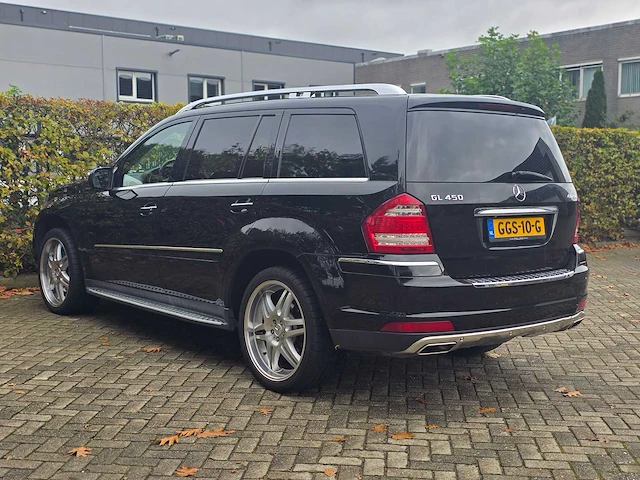 Mercedes-benz - gl-klasse - 450 - v8 - 2010 - ggs-10-g - personenauto - afbeelding 34 van  36