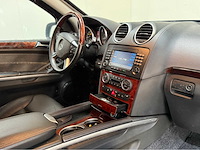 Mercedes-benz - gl-klasse - 500 - gepantserd - personenauto - 2011 - afbeelding 2 van  39