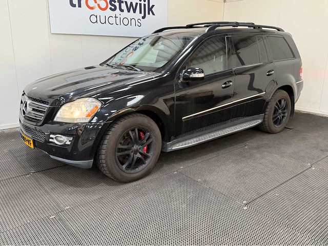Mercedes-benz - gl-klasse - 500 - gepantserd - personenauto - 2011 - afbeelding 1 van  39