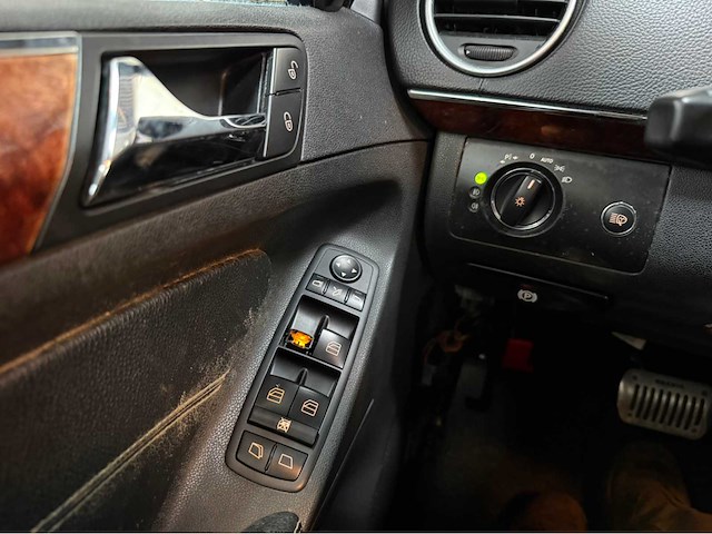 Mercedes-benz - gl-klasse - 500 - gepantserd - personenauto - 2011 - afbeelding 13 van  39