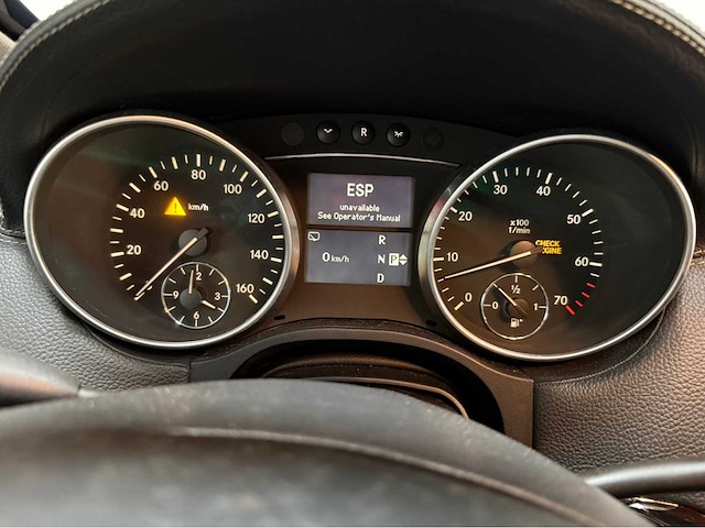 Mercedes-benz - gl-klasse - 500 - gepantserd - personenauto - 2011 - afbeelding 25 van  39