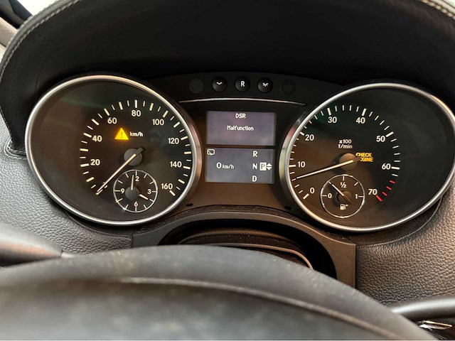 Mercedes-benz - gl-klasse - 500 - gepantserd - personenauto - 2011 - afbeelding 27 van  39