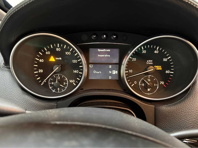 Mercedes-benz - gl-klasse - 500 - gepantserd - personenauto - 2011 - afbeelding 28 van  39