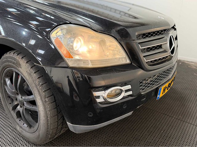 Mercedes-benz - gl-klasse - 500 - gepantserd - personenauto - 2011 - afbeelding 33 van  39