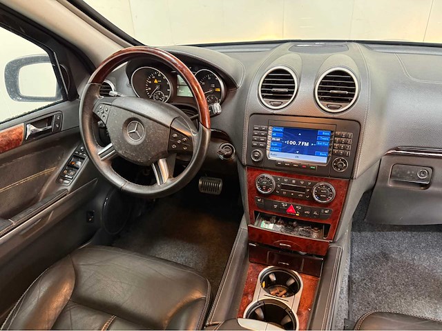 Mercedes-benz - gl-klasse - 500 - gepantserd - personenauto - 2011 - afbeelding 1 van  10
