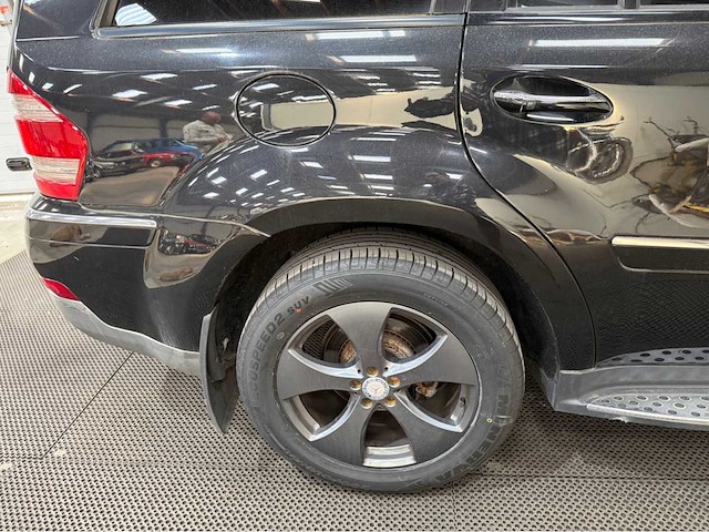 Mercedes-benz - gl-klasse - 500 - gepantserd - personenauto - 2011 - afbeelding 8 van  10