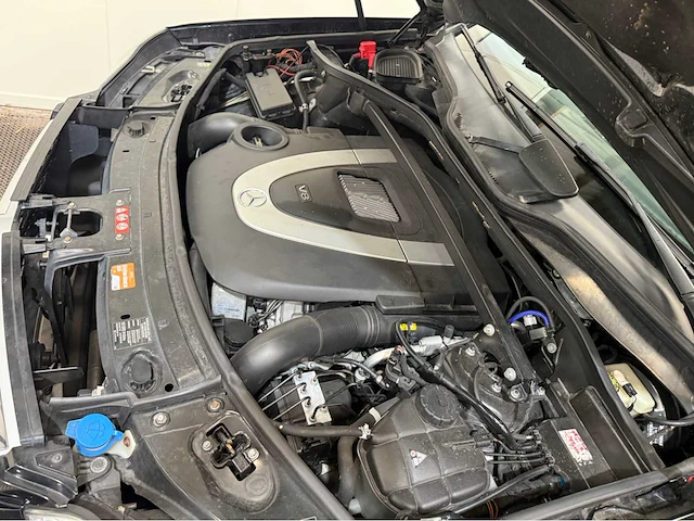 Mercedes-benz - gl-klasse - v8 - 500 - personenauto - 2006 - afbeelding 10 van  20