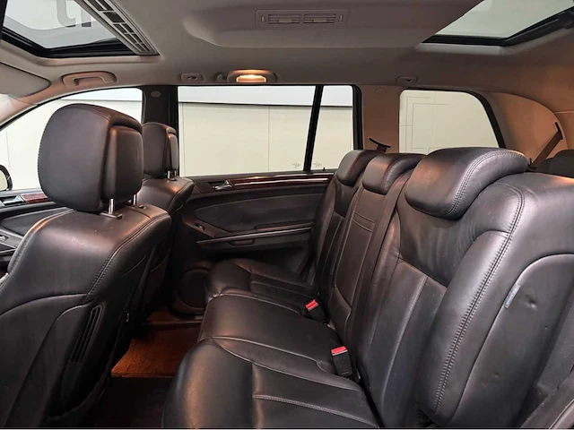 Mercedes-benz - gl-klasse - v8 - 500 - personenauto - 2006 - afbeelding 15 van  20
