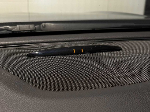 Mercedes-benz - gla-klasse - 200 prestige 2016 p-678-nh iaw - afbeelding 2 van  17