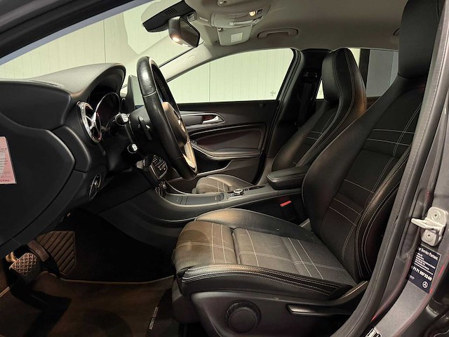 Mercedes-benz - gla-klasse - 200 prestige 2016 p-678-nh iaw - afbeelding 3 van  17