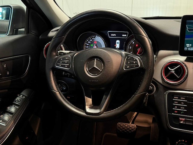 Mercedes-benz - gla-klasse - 200 prestige 2016 p-678-nh iaw - afbeelding 5 van  17