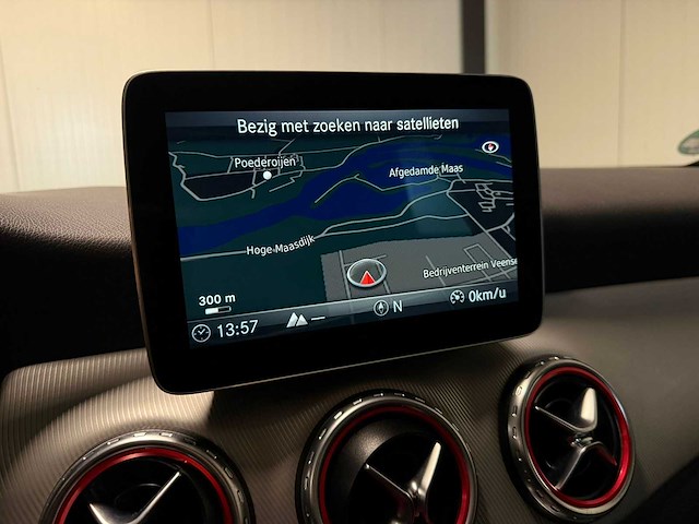 Mercedes-benz - gla-klasse - 200 prestige 2016 p-678-nh iaw - afbeelding 17 van  17