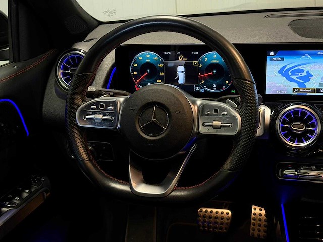 Mercedes-benz - glb - 200 bns solut. amg -p-977-lr- 2022 iaw - afbeelding 9 van  25