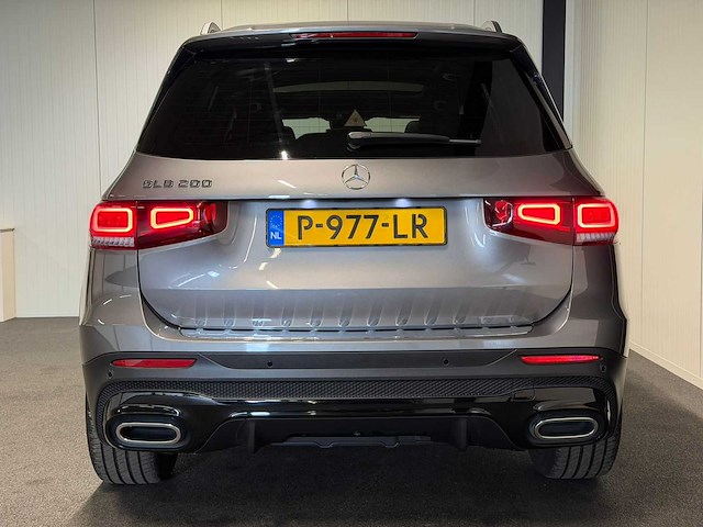 Mercedes-benz - glb - 200 bns solut. amg -p-977-lr- 2022 iaw - afbeelding 14 van  25