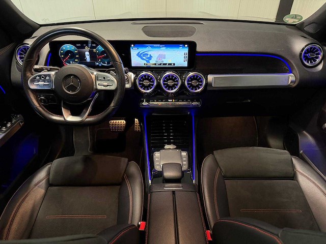 Mercedes-benz - glb - 200 bns solut. amg -p-977-lr- 2022 iaw - afbeelding 11 van  25