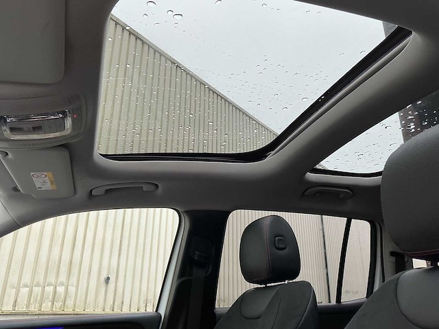 Mercedes-benz - glb - 250 premium plus - car - 2020 - afbeelding 7 van  31