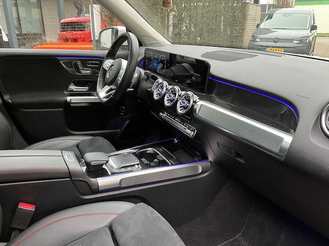 Mercedes-benz - glb - 250 premium plus - car - 2020 - afbeelding 9 van  31