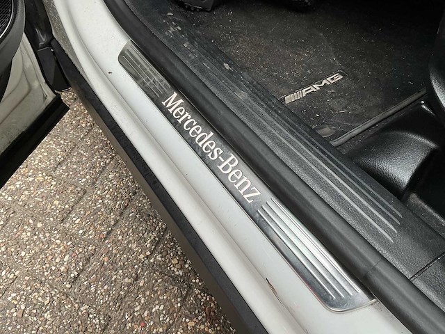 Mercedes-benz - glb - 250 premium plus - car - 2020 - afbeelding 18 van  31