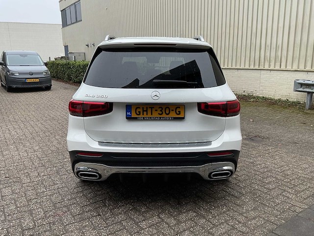 Mercedes-benz - glb - 250 premium plus - car - 2020 - afbeelding 25 van  31