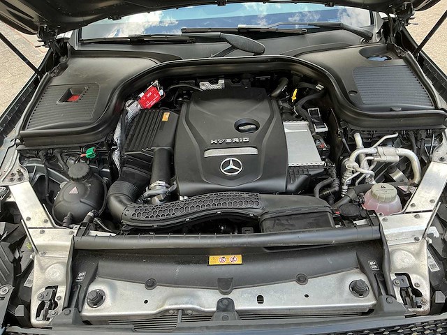 Mercedes-benz - glc - 350e 4matic premium plus - car - 2017 - afbeelding 19 van  26