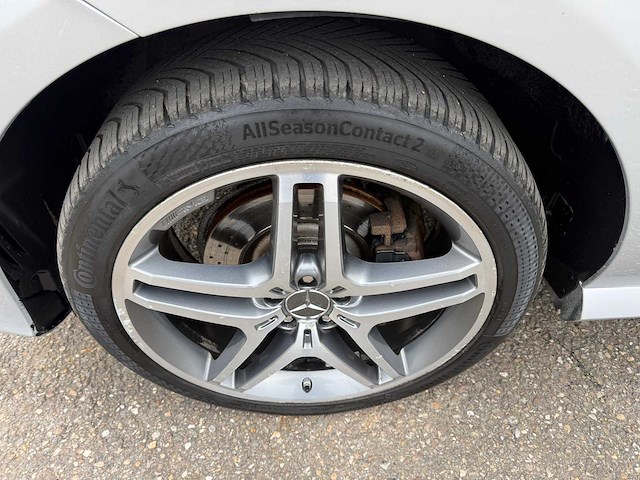 Mercedes-benz - gle 350d - bedrijfswagen - afbeelding 35 van  40