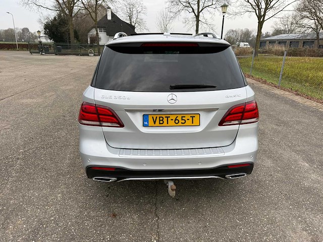 Mercedes-benz - gle 350d - bedrijfswagen - afbeelding 4 van  40