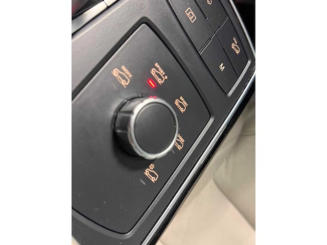 Mercedes-benz - gle-klasse coupé - 450 amg 4matic pd-406-l 2016 iaw - afbeelding 6 van  36