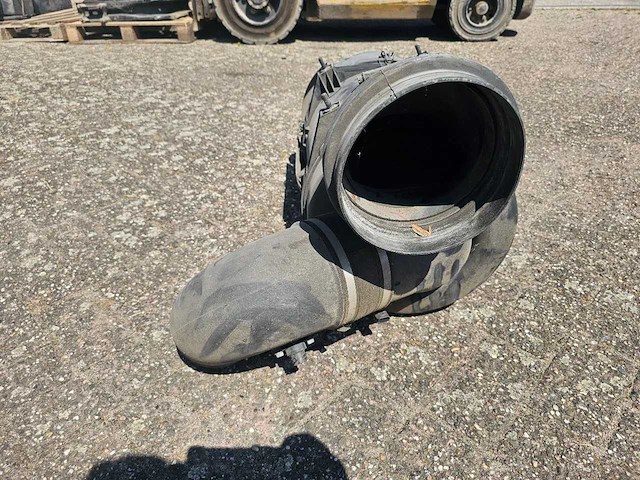 Mercedes-benz - luchtfilterhuis - afbeelding 2 van  6