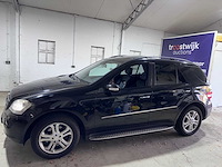 Mercedes-benz - m-klasse - 320 cdi - car - afbeelding 12 van  25