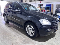 Mercedes-benz - m-klasse - 320 cdi - car - afbeelding 22 van  25