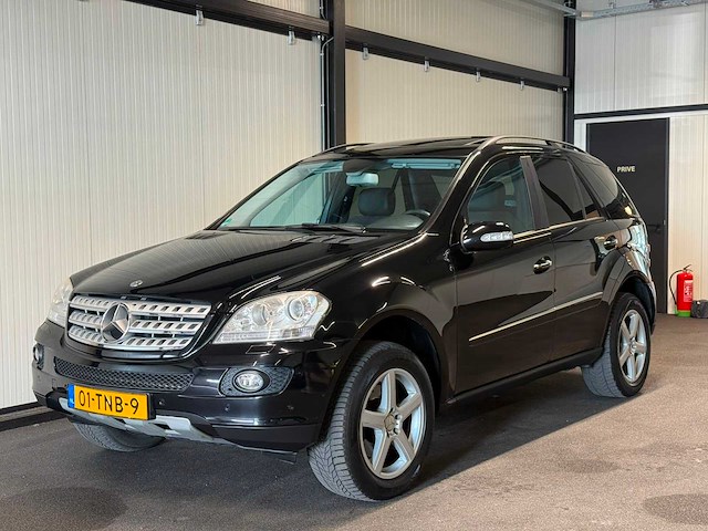 Mercedes-benz - m-klasse - 350 01tnb9 2006 iaw - afbeelding 1 van  15