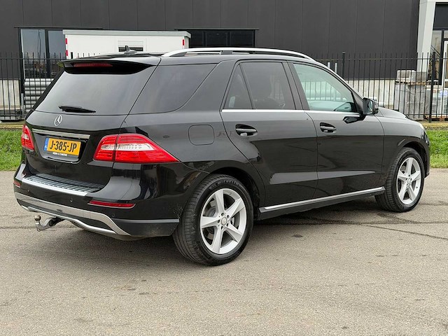 Mercedes-benz - m-klasse - 350 bluetec - car - 2015|j-385-jp|iaw - afbeelding 27 van  30
