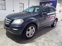 Mercedes-benz - m-klasse - 350 cdi prestige - 97-pbk-4- 2011 - afbeelding 1 van  15