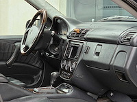 Mercedes-benz - m-klasse - 400 cdi - 205 van 400 limited - v8 - 02-lp-dr - 2002 - afbeelding 13 van  22