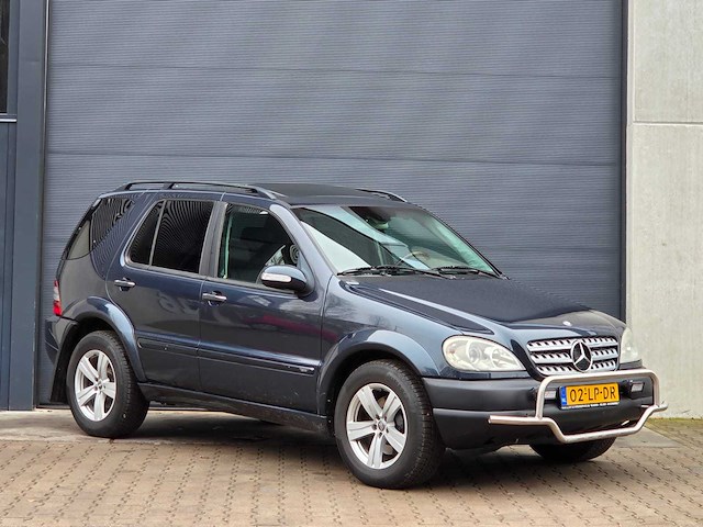 Mercedes-benz - m-klasse - 400 cdi - 205 van 400 limited - v8 - 02-lp-dr - 2002 - afbeelding 16 van  22