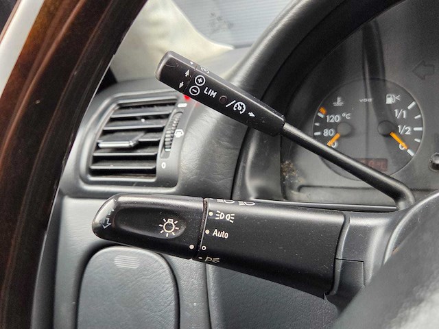 Mercedes-benz - m-klasse - 400 cdi - 205 van 400 limited - v8 - 02-lp-dr - 2002 - afbeelding 7 van  22