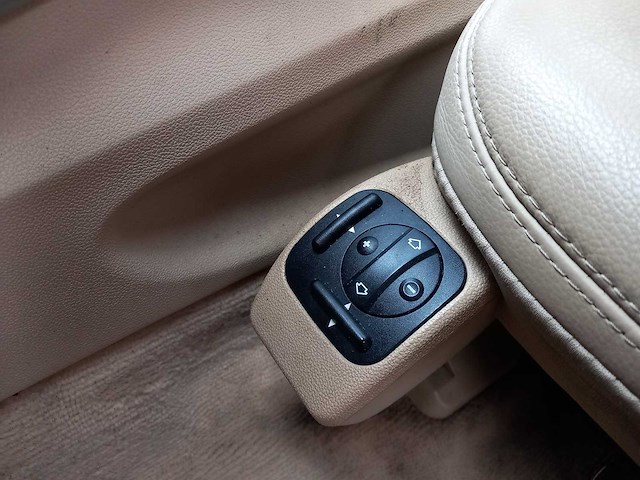 Mercedes-benz - m-klasse - 420 cdi edition 10 - personenauto - afbeelding 7 van  27