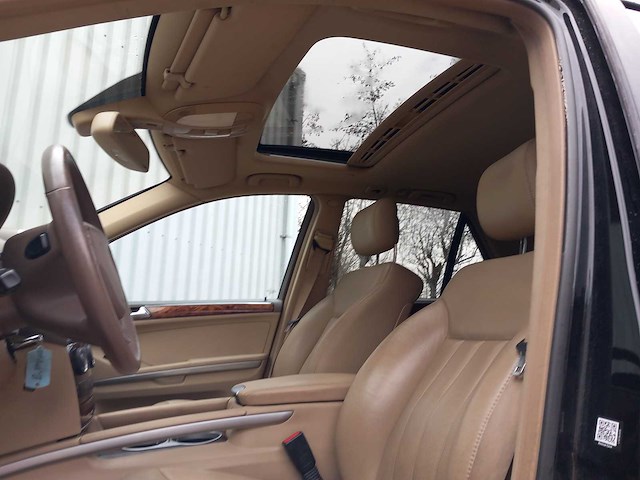 Mercedes-benz - m-klasse - 420 cdi edition 10 - personenauto - afbeelding 19 van  27