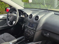 Mercedes-benz - m-klasse - 420 cdi v8 - 4matic - luchtvering - bedrijfswagen - v-236-gn - afbeelding 8 van  18