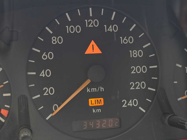 Mercedes-benz - m-klasse - ml 270 cdi - bedrijfswagen - vv-800-z - afbeelding 12 van  13