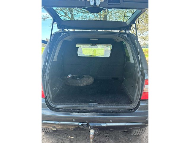 Mercedes-benz - m-klasse - ml 400 cdi - bedrijfswagen - 13-bh-dj - afbeelding 8 van  19