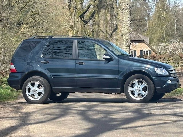 Mercedes-benz - m-klasse - ml 400 cdi - bedrijfswagen - 13-bh-dj - afbeelding 13 van  16