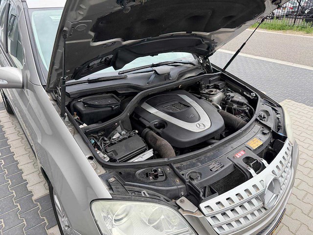 Mercedes-benz - m-klasse 350 - personenauto - 2005 - afbeelding 7 van  25