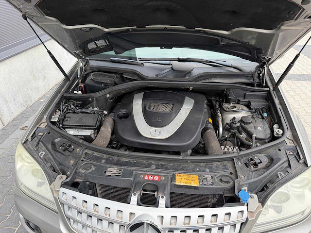 Mercedes-benz - m-klasse 350 - personenauto - 2005 - afbeelding 9 van  25