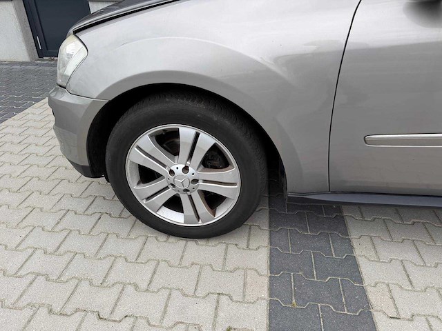 Mercedes-benz - m-klasse 350 - personenauto - 2005 - afbeelding 11 van  25