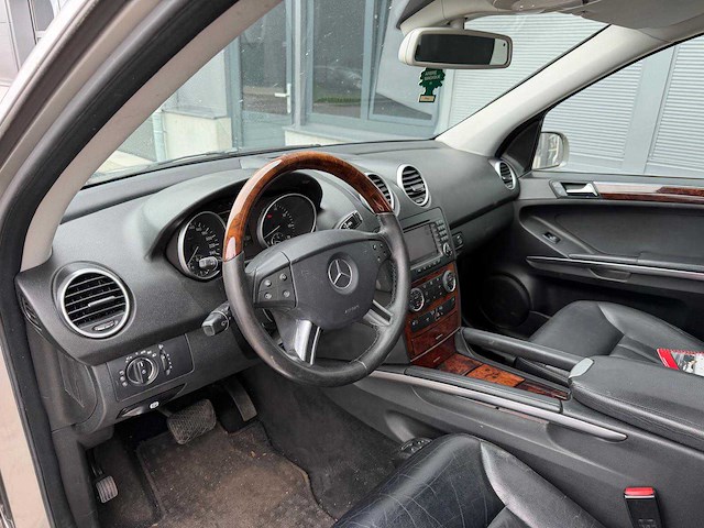 Mercedes-benz - m-klasse 350 - personenauto - 2005 - afbeelding 25 van  25