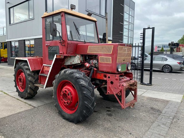 Mercedes benz - mb trac - vierwielaangedreven landbouwtractor - afbeelding 4 van  11